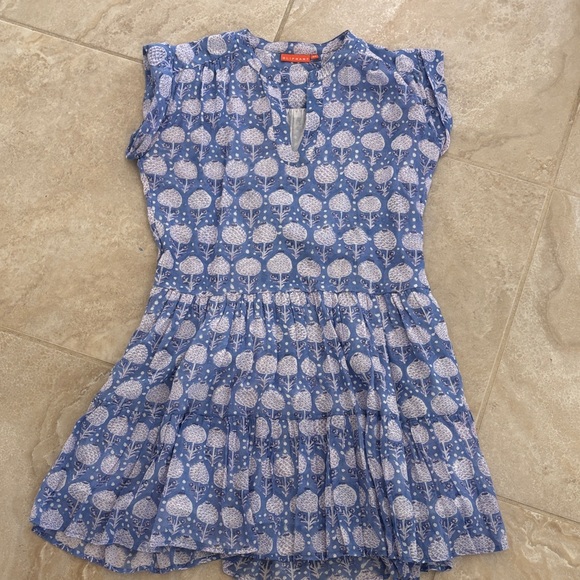 Oliphant Dresses & Skirts - Oliphant rolled sleeve tiered block print blue and white mini dress size Medium